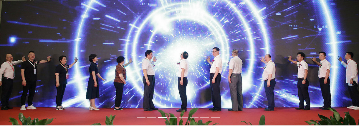 uv打印机,uv平板打印机,万能打印机,uv彩印机,uv打印机厂家,龙润