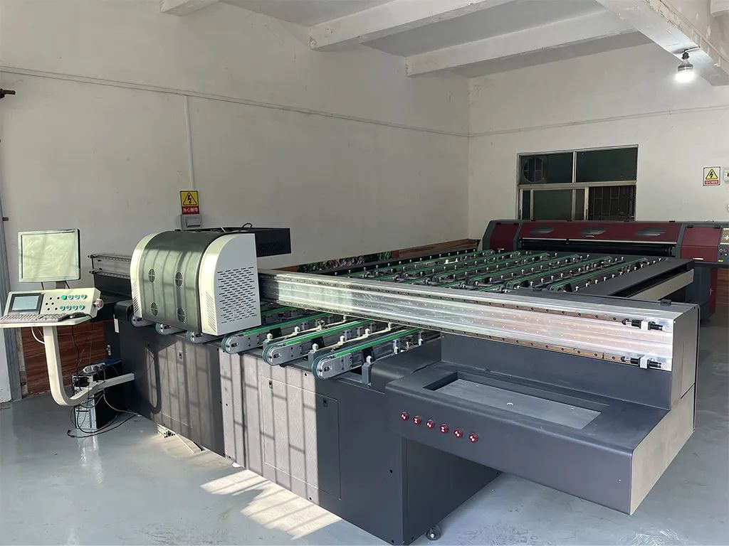 uv打印机,uv平板打印机,万能打印机,uv彩印机,uv打印机厂家,龙润